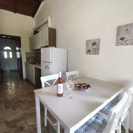 בית נופש Corfu Pintsis House 1 *